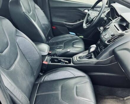 Чорний Форд Фокус, об'ємом двигуна 2 л та пробігом 175 тис. км за 11500 $, фото 3 на Automoto.ua