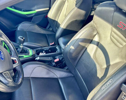 Черный Форд Фокус, объемом двигателя 2 л и пробегом 121 тыс. км за 12500 $, фото 9 на Automoto.ua