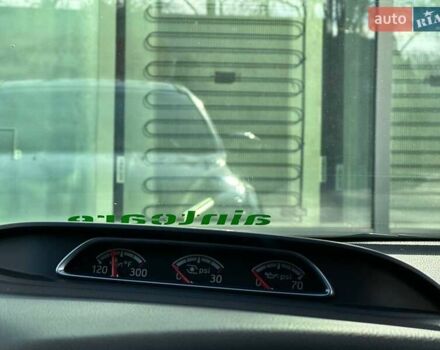 Чорний Форд Фокус, об'ємом двигуна 2 л та пробігом 123 тис. км за 12990 $, фото 27 на Automoto.ua