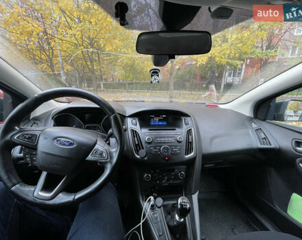 Чорний Форд Фокус, об'ємом двигуна 1 л та пробігом 183 тис. км за 6700 $, фото 6 на Automoto.ua