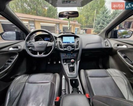 Черный Форд Фокус, объемом двигателя 2 л и пробегом 98 тыс. км за 12000 $, фото 23 на Automoto.ua