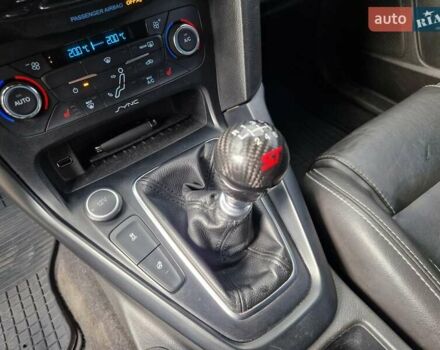 Черный Форд Фокус, объемом двигателя 2 л и пробегом 98 тыс. км за 12000 $, фото 18 на Automoto.ua