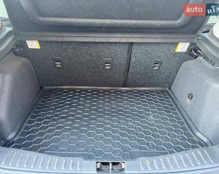 Черный Форд Фокус, объемом двигателя 2 л и пробегом 64 тыс. км за 10300 $, фото 6 на Automoto.ua