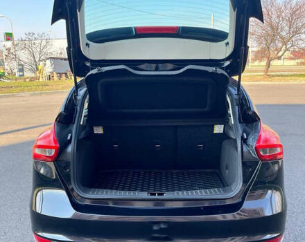 Черный Форд Фокус, объемом двигателя 2 л и пробегом 64 тыс. км за 10300 $, фото 5 на Automoto.ua