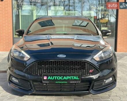 Чорний Форд Фокус, об'ємом двигуна 2 л та пробігом 123 тис. км за 12990 $, фото 2 на Automoto.ua