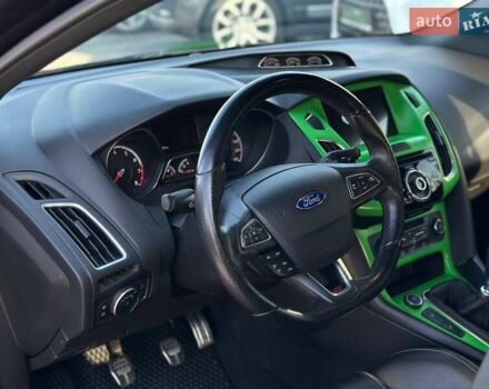 Чорний Форд Фокус, об'ємом двигуна 2 л та пробігом 123 тис. км за 12990 $, фото 34 на Automoto.ua