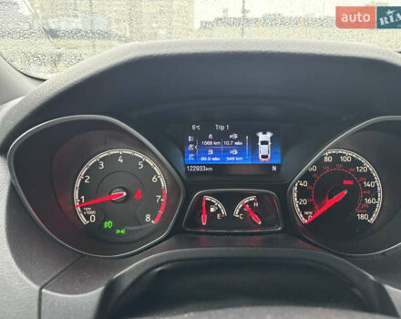 Черный Форд Фокус, объемом двигателя 2 л и пробегом 121 тыс. км за 12500 $, фото 12 на Automoto.ua