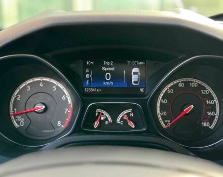 Черный Форд Фокус, объемом двигателя 2 л и пробегом 123 тыс. км за 12990 $, фото 11 на Automoto.ua