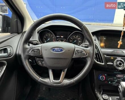 Чорний Форд Фокус, об'ємом двигуна 2 л та пробігом 123 тис. км за 9300 $, фото 8 на Automoto.ua