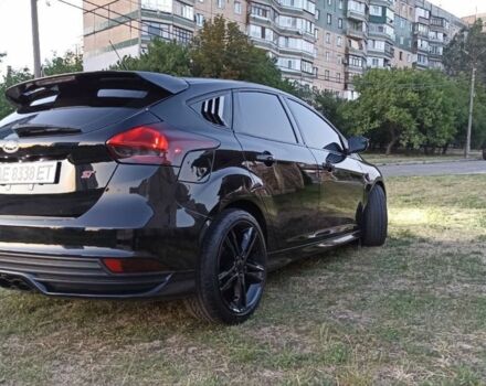 Чорний Форд Фокус, об'ємом двигуна 2 л та пробігом 106 тис. км за 10000 $, фото 3 на Automoto.ua