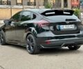 Чорний Форд Фокус, об'ємом двигуна 2 л та пробігом 114 тис. км за 7600 $, фото 2 на Automoto.ua