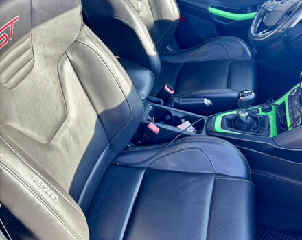 Черный Форд Фокус, объемом двигателя 2 л и пробегом 121 тыс. км за 12500 $, фото 8 на Automoto.ua