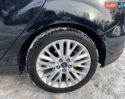 Черный Форд Фокус, объемом двигателя 2 л и пробегом 160 тыс. км за 9900 $, фото 12 на Automoto.ua
