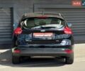 Чорний Форд Фокус, об'ємом двигуна 2 л та пробігом 127 тис. км за 8800 $, фото 6 на Automoto.ua