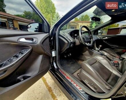 Черный Форд Фокус, объемом двигателя 2 л и пробегом 98 тыс. км за 12000 $, фото 12 на Automoto.ua