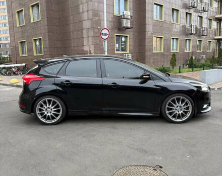 Чорний Форд Фокус, об'ємом двигуна 2 л та пробігом 75 тис. км за 9500 $, фото 2 на Automoto.ua