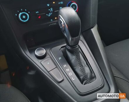 Форд Фокус 2018 в Львове на Automoto.ua Черный Форд Фокус, объемом двигателя 2 л и пробегом 155 тыс. км за 9999 $, фото 9 на Automoto.ua