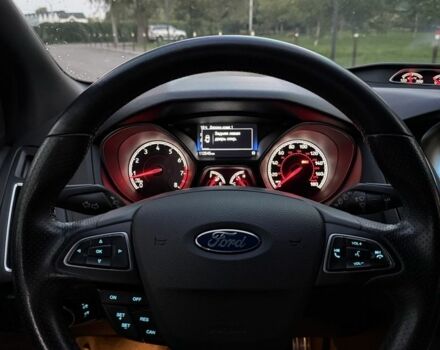 Черный Форд Фокус, объемом двигателя 2 л и пробегом 110 тыс. км за 12000 $, фото 7 на Automoto.ua