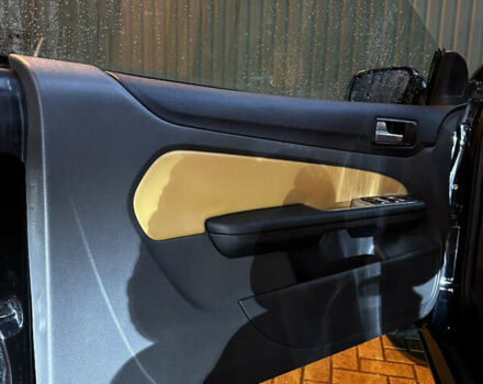 Черный Форд Фокус, объемом двигателя 2 л и пробегом 163 тыс. км за 8500 $, фото 27 на Automoto.ua