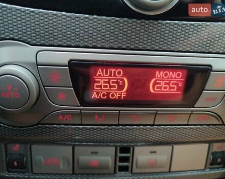 Черный Форд Фокус, объемом двигателя 2 л и пробегом 122 тыс. км за 6999 $, фото 24 на Automoto.ua