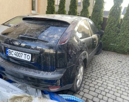 Чорний Форд Фокус, об'ємом двигуна 2 л та пробігом 150 тис. км за 2000 $, фото 5 на Automoto.ua
