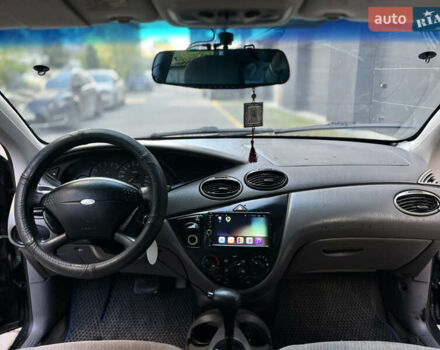 Черный Форд Фокус, объемом двигателя 2 л и пробегом 250 тыс. км за 2300 $, фото 15 на Automoto.ua