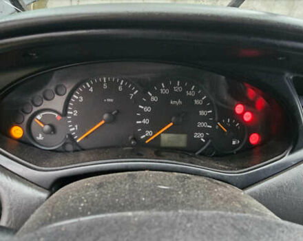 Чорний Форд Фокус, об'ємом двигуна 1.6 л та пробігом 300 тис. км за 1800 $, фото 6 на Automoto.ua