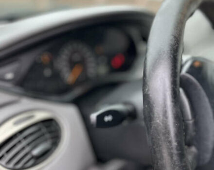 Черный Форд Фокус, объемом двигателя 1.8 л и пробегом 178 тыс. км за 2850 $, фото 22 на Automoto.ua