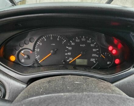 Черный Форд Фокус, объемом двигателя 1.6 л и пробегом 300 тыс. км за 1800 $, фото 12 на Automoto.ua