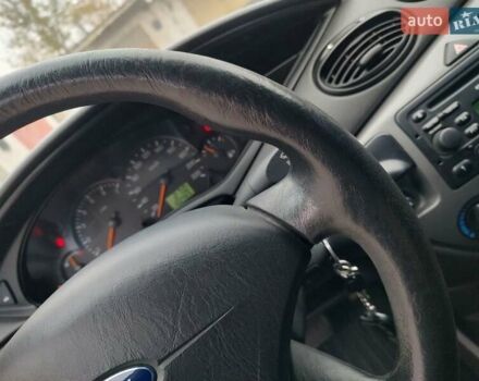 Чорний Форд Фокус, об'ємом двигуна 1.6 л та пробігом 100 тис. км за 4550 $, фото 8 на Automoto.ua