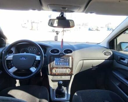 Черный Форд Фокус, объемом двигателя 1.8 л и пробегом 186 тыс. км за 4900 $, фото 19 на Automoto.ua