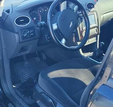 Черный Форд Фокус, объемом двигателя 1.8 л и пробегом 186 тыс. км за 4900 $, фото 17 на Automoto.ua