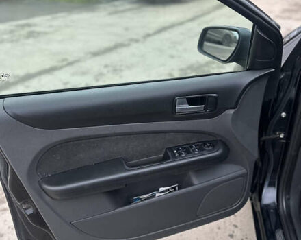 Черный Форд Фокус, объемом двигателя 2.01 л и пробегом 280 тыс. км за 3250 $, фото 12 на Automoto.ua