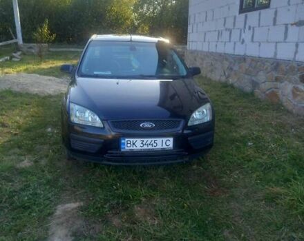 Черный Форд Фокус, объемом двигателя 1.39 л и пробегом 270 тыс. км за 3450 $, фото 3 на Automoto.ua