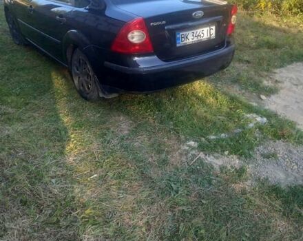 Черный Форд Фокус, объемом двигателя 1.39 л и пробегом 270 тыс. км за 3450 $, фото 6 на Automoto.ua