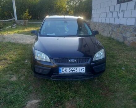 Черный Форд Фокус, объемом двигателя 1.39 л и пробегом 270 тыс. км за 3450 $, фото 2 на Automoto.ua