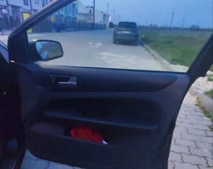 Черный Форд Фокус, объемом двигателя 1.56 л и пробегом 270 тыс. км за 4500 $, фото 12 на Automoto.ua