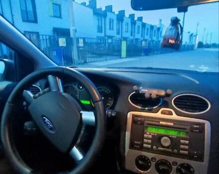 Черный Форд Фокус, объемом двигателя 1.56 л и пробегом 270 тыс. км за 4500 $, фото 10 на Automoto.ua