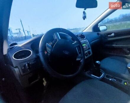 Черный Форд Фокус, объемом двигателя 1.56 л и пробегом 270 тыс. км за 4500 $, фото 23 на Automoto.ua