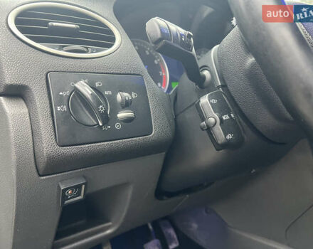 Черный Форд Фокус, объемом двигателя 2 л и пробегом 220 тыс. км за 5500 $, фото 25 на Automoto.ua