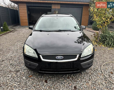 Черный Форд Фокус, объемом двигателя 1.6 л и пробегом 220 тыс. км за 2200 $, фото 7 на Automoto.ua