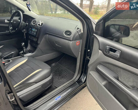 Черный Форд Фокус, объемом двигателя 2 л и пробегом 220 тыс. км за 5500 $, фото 21 на Automoto.ua