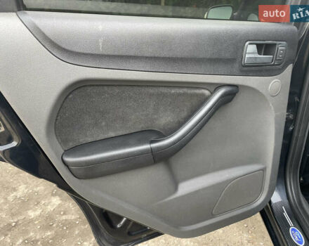 Форд Фокус 2006 в Сумах на Automoto.ua Черный Форд Фокус, объемом двигателя 2 л и пробегом 218 тыс. км за 5500 $, фото 37 на Automoto.ua