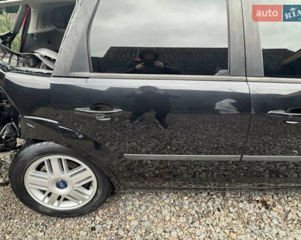 Черный Форд Фокус, объемом двигателя 1.6 л и пробегом 220 тыс. км за 2200 $, фото 9 на Automoto.ua