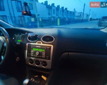 Черный Форд Фокус, объемом двигателя 1.56 л и пробегом 270 тыс. км за 4500 $, фото 14 на Automoto.ua