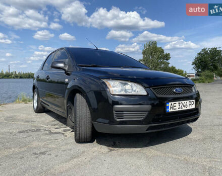Черный Форд Фокус, объемом двигателя 1.6 л и пробегом 255 тыс. км за 5900 $, фото 7 на Automoto.ua