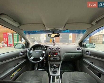 Черный Форд Фокус, объемом двигателя 2 л и пробегом 311 тыс. км за 4000 $, фото 1 на Automoto.ua