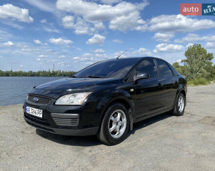 Черный Форд Фокус, объемом двигателя 1.6 л и пробегом 255 тыс. км за 5900 $, фото 12 на Automoto.ua