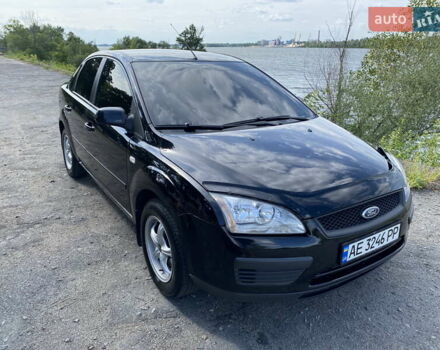 Черный Форд Фокус, объемом двигателя 1.6 л и пробегом 255 тыс. км за 5900 $, фото 52 на Automoto.ua