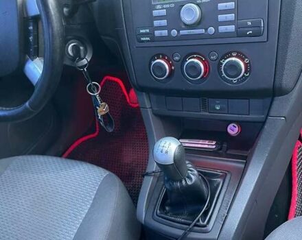 Черный Форд Фокус, объемом двигателя 1.6 л и пробегом 85 тыс. км за 3800 $, фото 11 на Automoto.ua